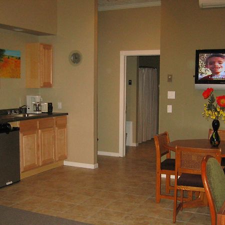 Continental Inn Cheboygan Εξωτερικό φωτογραφία