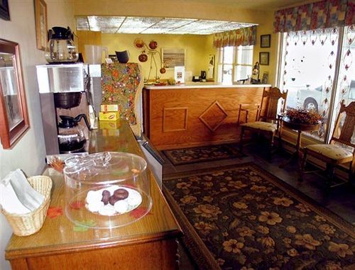 Continental Inn Cheboygan Εξωτερικό φωτογραφία